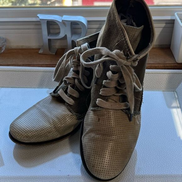 Diesel  Lace-Up Shoes in Green and Gray Size 8.5 - Picture 9 of 10